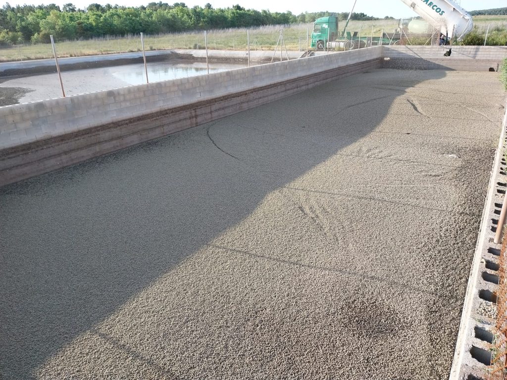 Arcilla expandida para balsas de purín